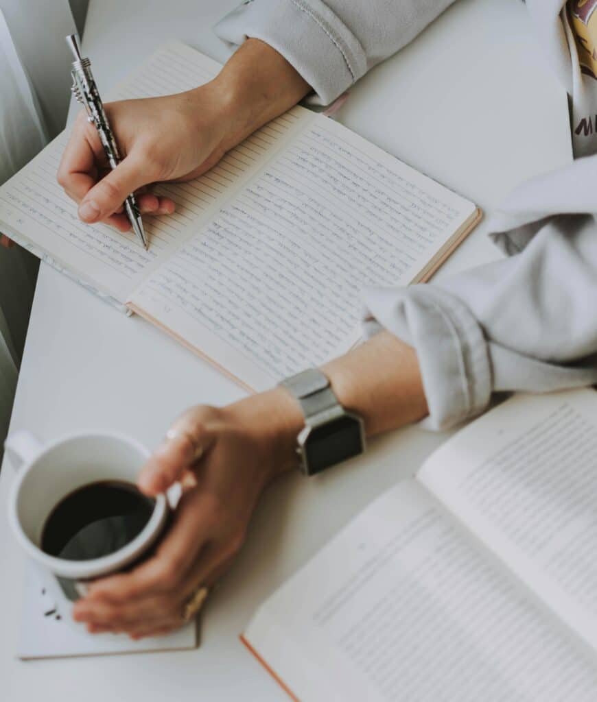The Benefits of Journaling: A Simple Tool for Self-Growth 1 benefits of journaling for self growth