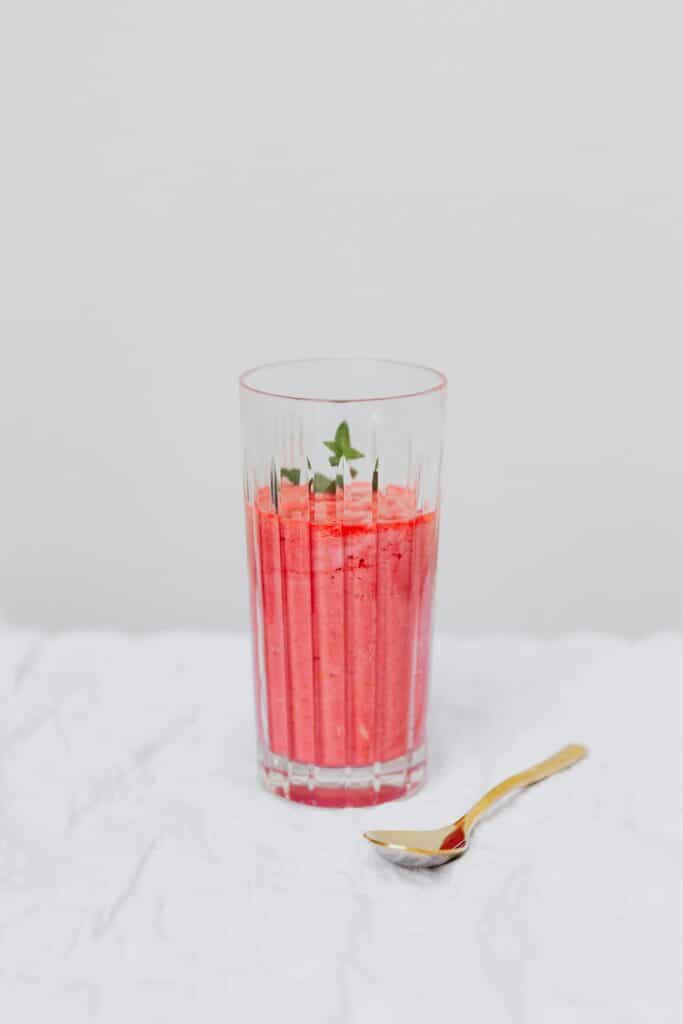 Healthy Smoothie Recipes to Boost Your Energy Naturally 2 berry